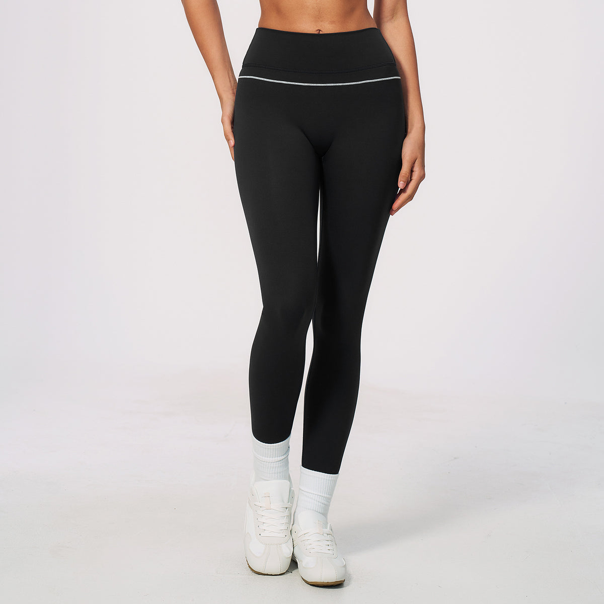 SOLBANA Riviera Colourblock Legging in Midnight