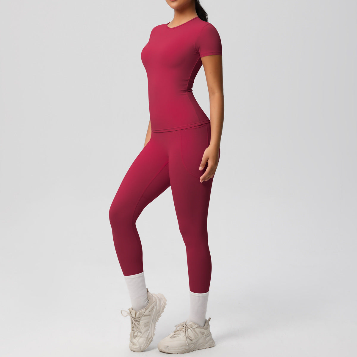 SOLBANA Form Short-Sleeve 2-Piece Pant Set in Red