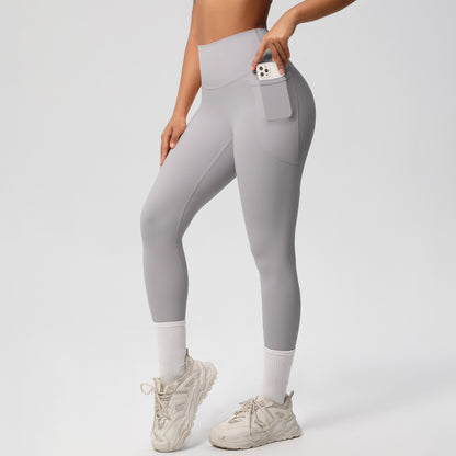 SOLBANA Studio Pocket Legging in Frost Gray