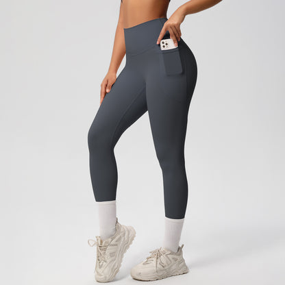 SOLBANA Studio Pocket Legging in Gray
