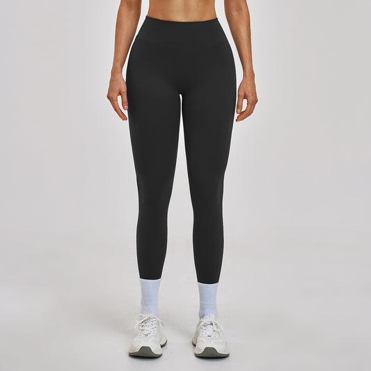SOLBANA Form Legging in Black