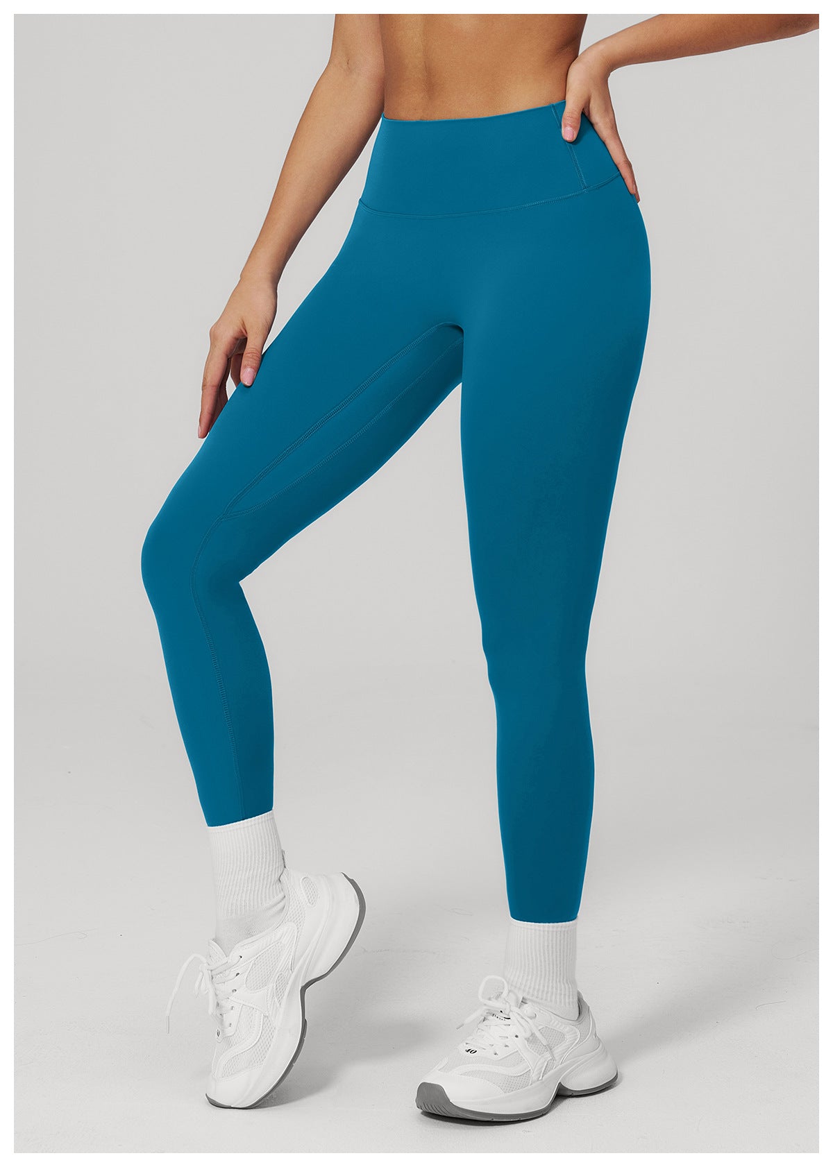 SOLBANA Form Brushed Legging - alternate product view