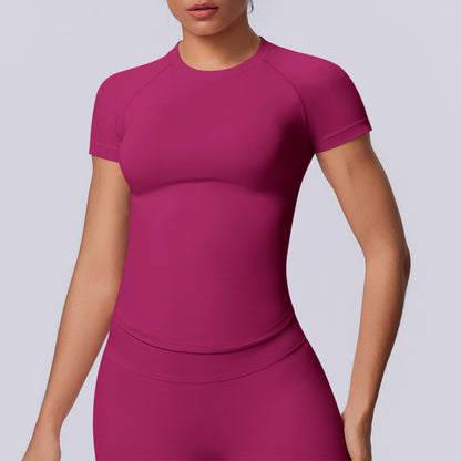 SOLBANA Studio Seamless Tee in Wild Berry