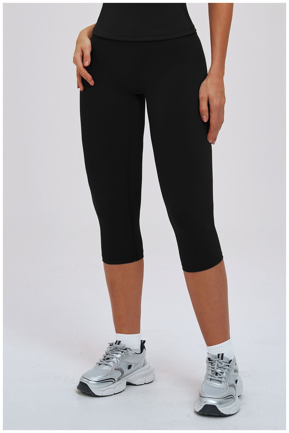 SOLBANA Studio Brushed Capri - alternate product view