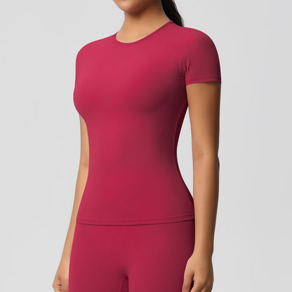 SOLBANA Form Core Tee in Berry
