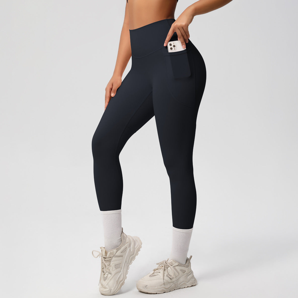 SOLBANA Studio Pocket Legging in Black