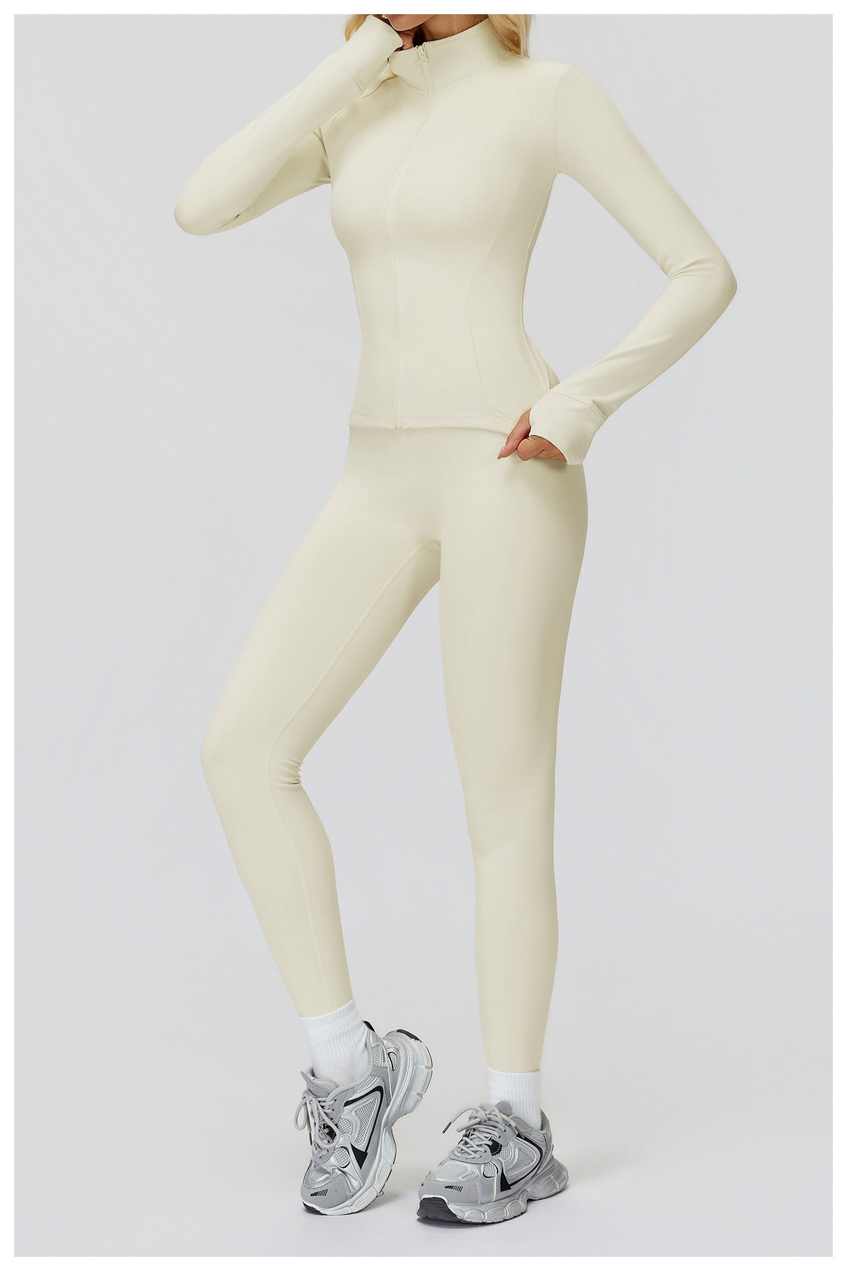 SOLBANA Form Thermal Jacket - alternate product view